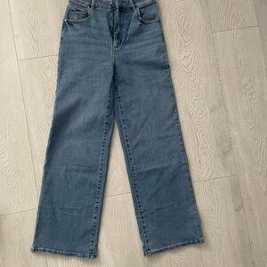 Well Worn Women's Flare Jeans in Blue